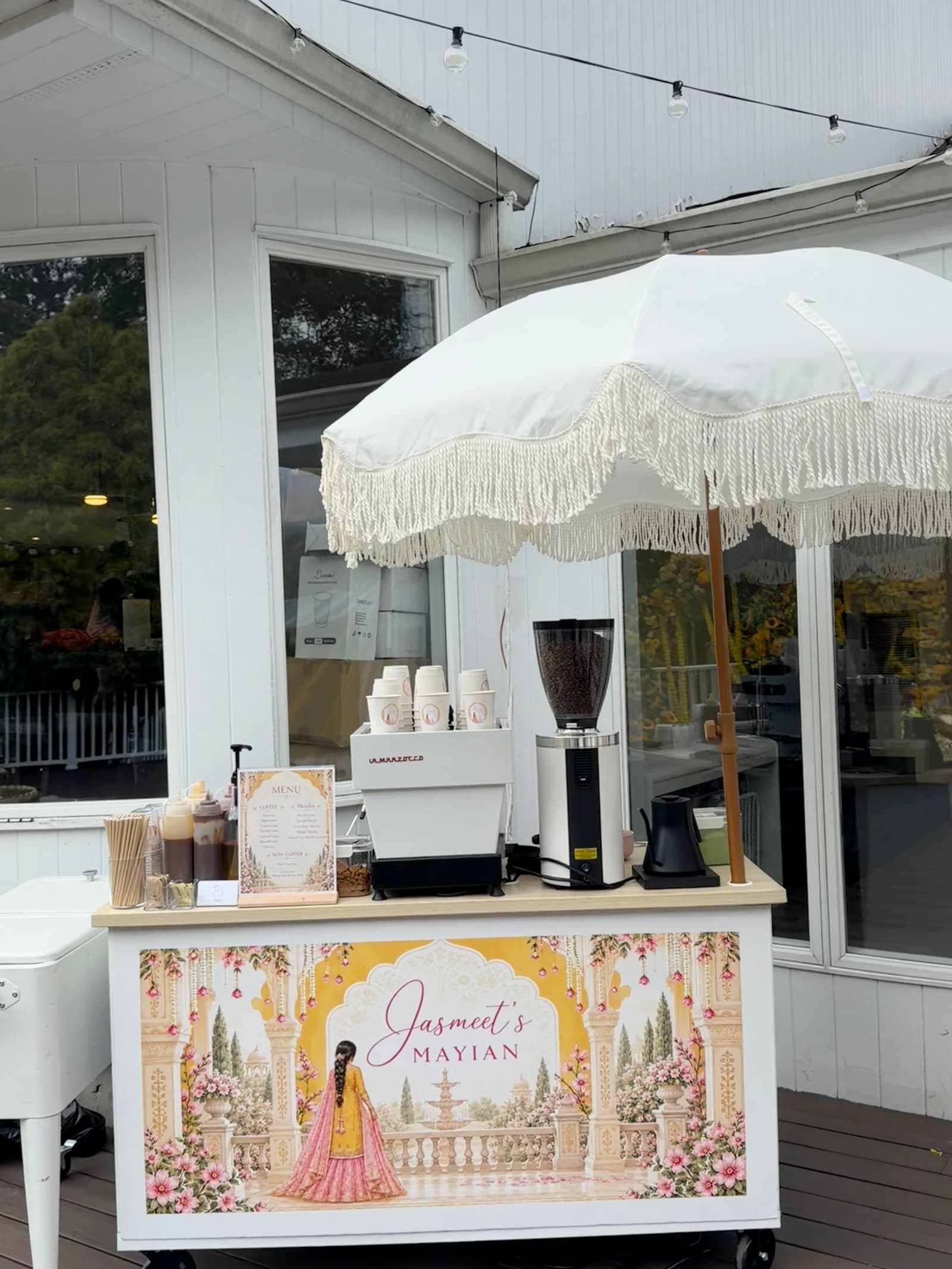 Melu's Cafe the real deal event 0